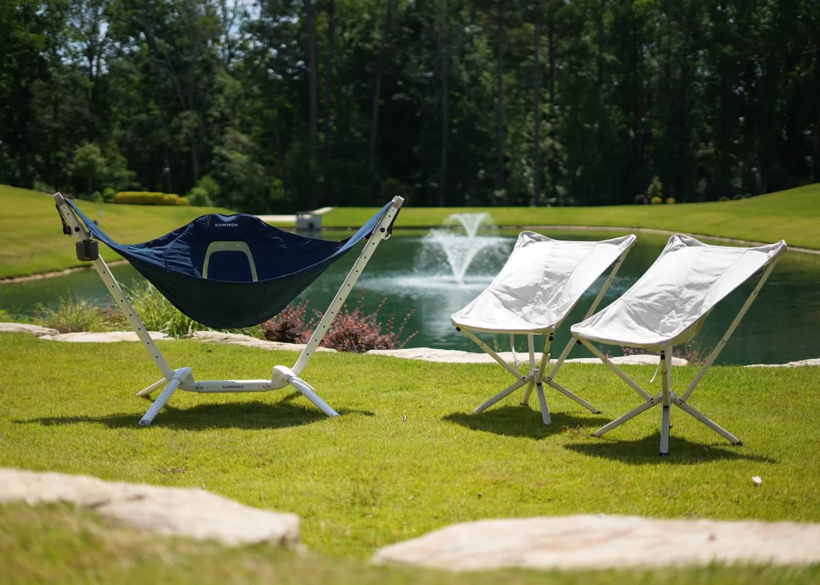 Portable patio bundle for outdoor seating and lounging